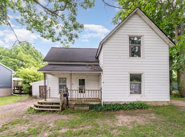 116 N Grover Avenue, Alma, MI 48801