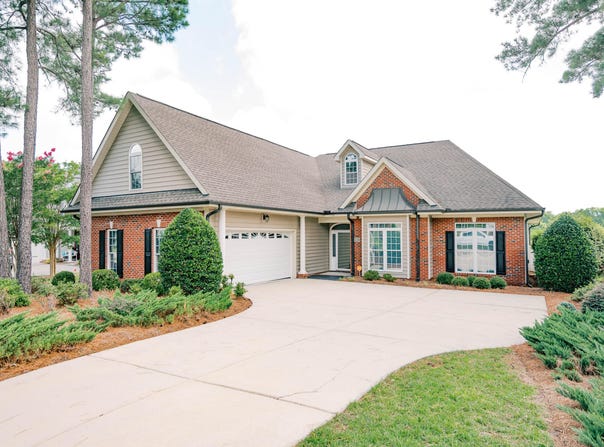 128 Crescent Drive, Dunn, NC 28334