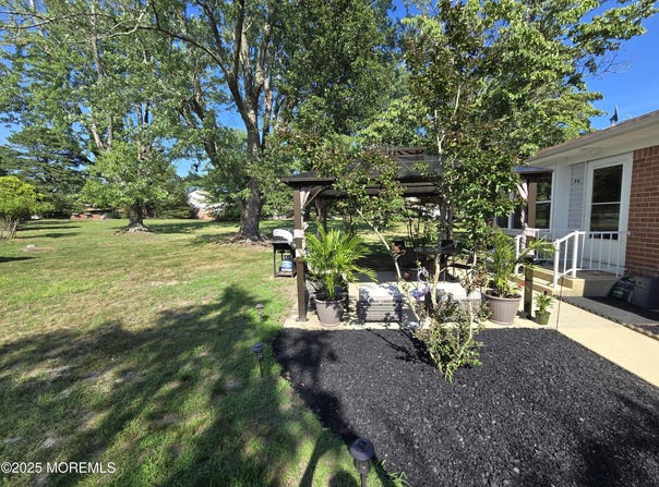 5 Potomac Lane, Whiting, NJ 08759