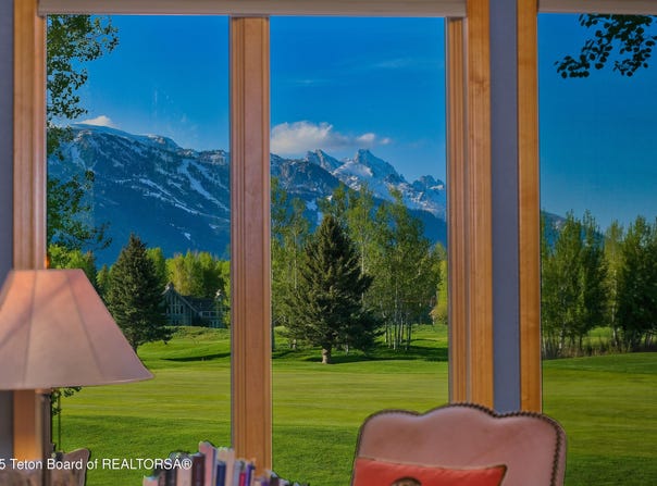 4325 W MOUNTAIN ROSE Court, Wilson, WY 83014
