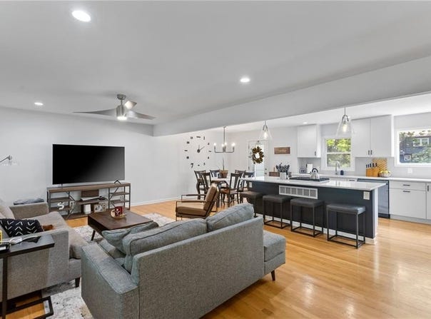 9947 Bluejacket Drive, Overland Park, KS 66214