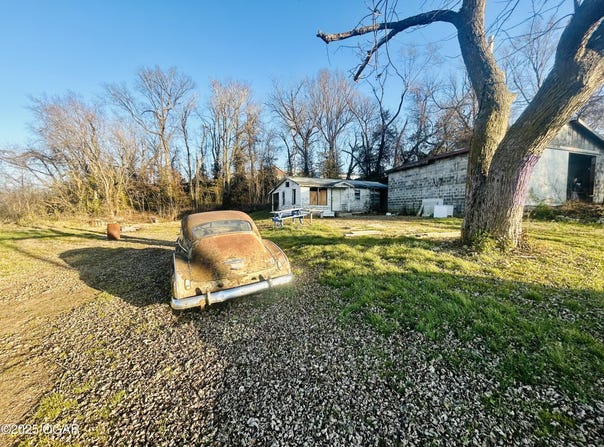 107 N Ash Street, Monett, MO 65708