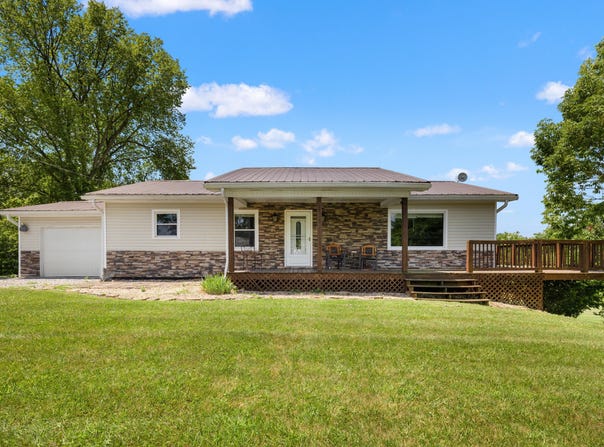 1676 Graves Road, Stamping Ground, KY 40379