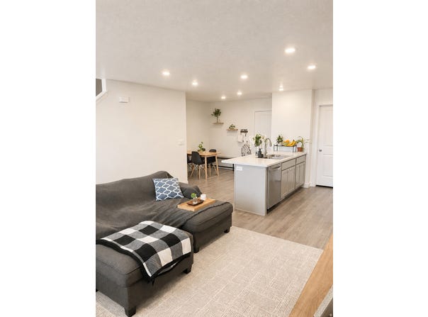 305 E SERENITY Ave, Tooele, UT 84074