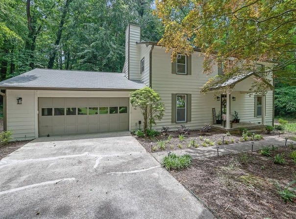 82 Vanessa Drive SE, Smyrna, GA 30082