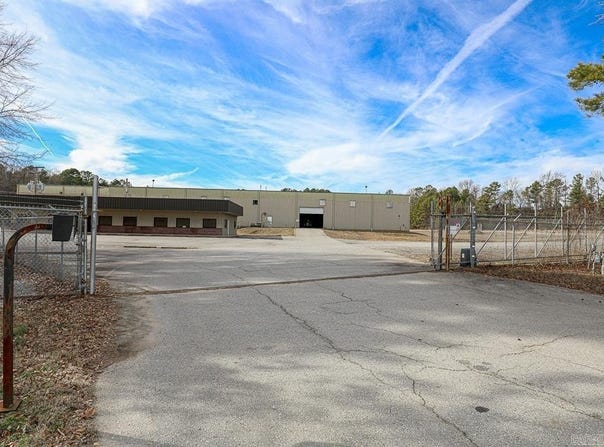 3200 S Reynolds Road, Bauxite, AR 72011
