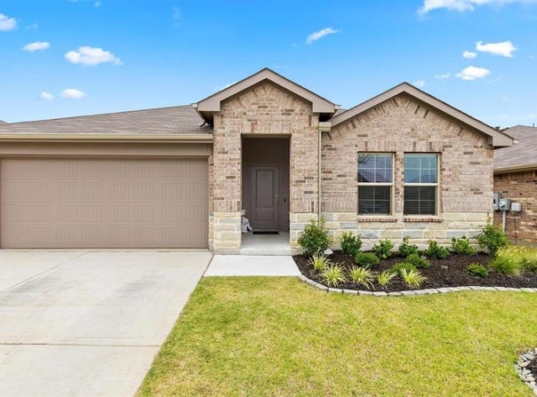 537 Bronze Circle W, Springtown, TX 76082