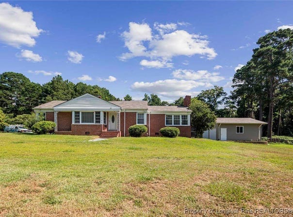 613 E 3rd Avenue, Red Springs, NC 28377