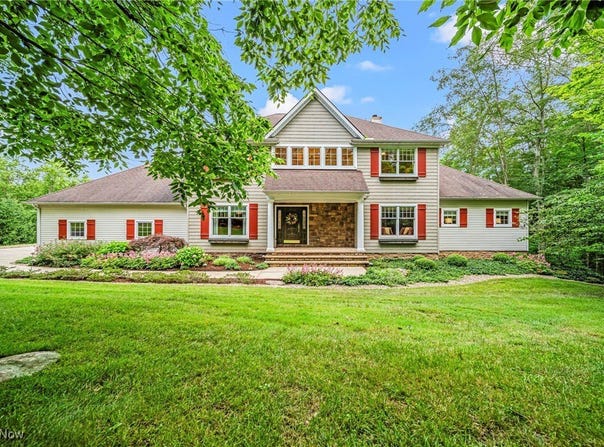 11275 Beechnut Lane, Chardon, OH 44024