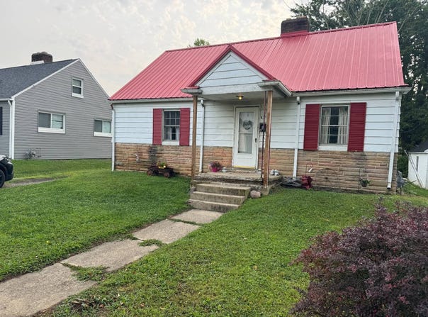 231 Edgewood Ave, Greenfield, OH 45123
