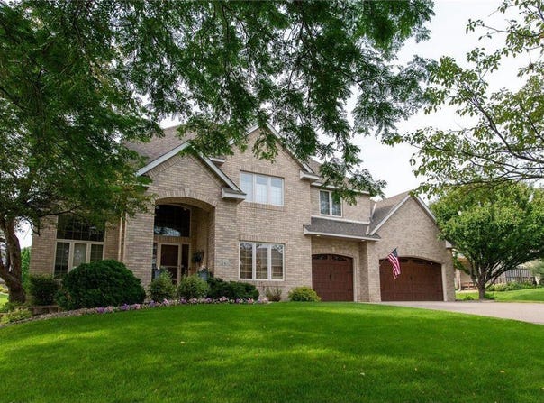 12610 42nd Place N, Plymouth, MN 55442