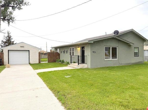 701 W 25TH ST, Torrington, WY 82240