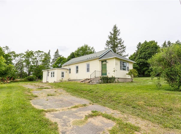 3814 County Road 2, Bristol, NY 14469