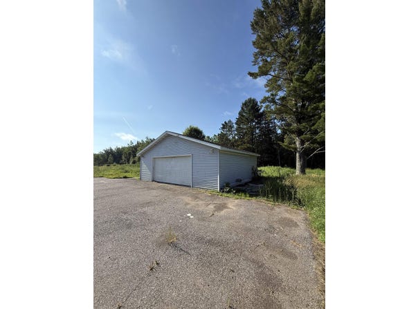 6315 Highway 7, Alborn, MN 55702