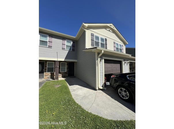 205 Kenan Loop, Jacksonville, NC 28546