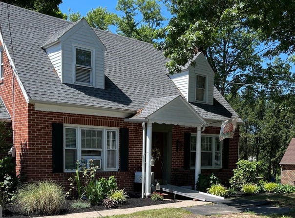 2631 N CHARLOTTE STREET, POTTSTOWN, PA 19464