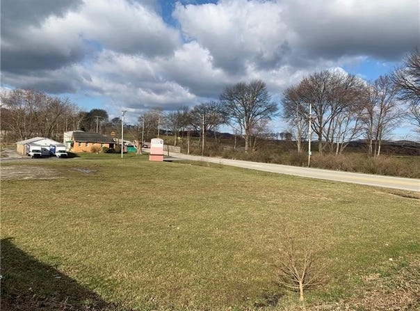 2189 Hulton Rd, Plum Boro, PA 15147