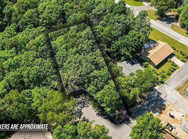 Leigh  LN, Bella Vista, AR 72714
