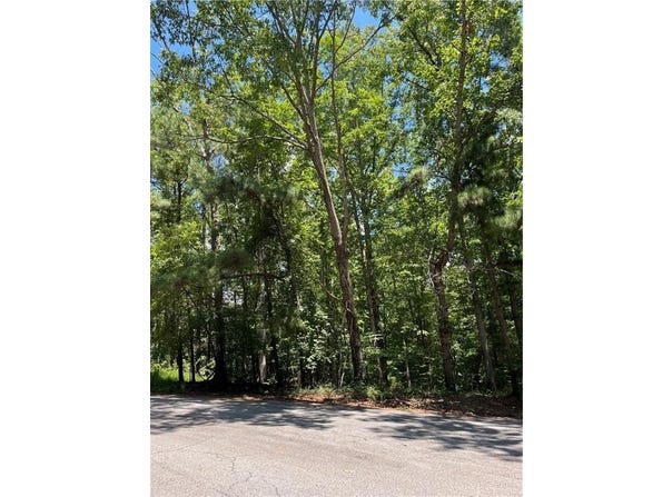 2710 Glendale Drive NE, Conyers, GA 30013