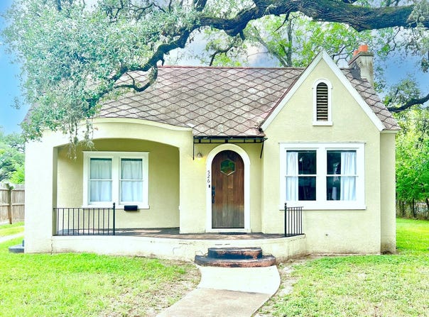 526 S Jefferson ST, La Grange, TX 78945