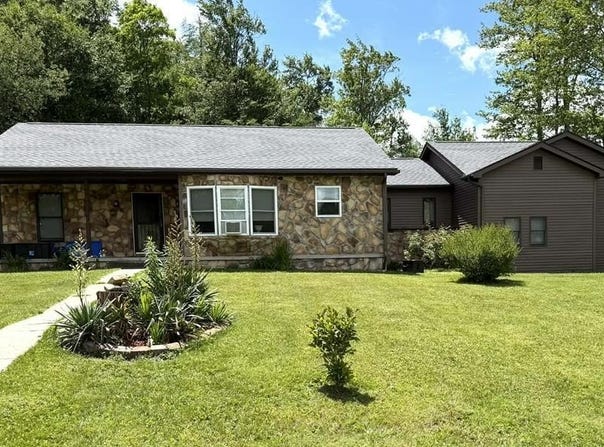 302 Walters Lane, Cresson, PA 16630