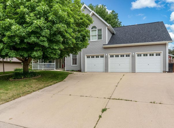 1430 MICHAEL, PECATONICA, IL 61063