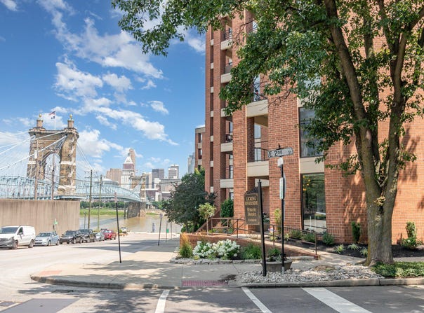 100 Riverside Place, Covington, KY 41011