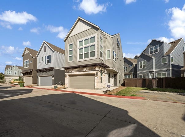 5843 Whitby, San Antonio, TX 78240