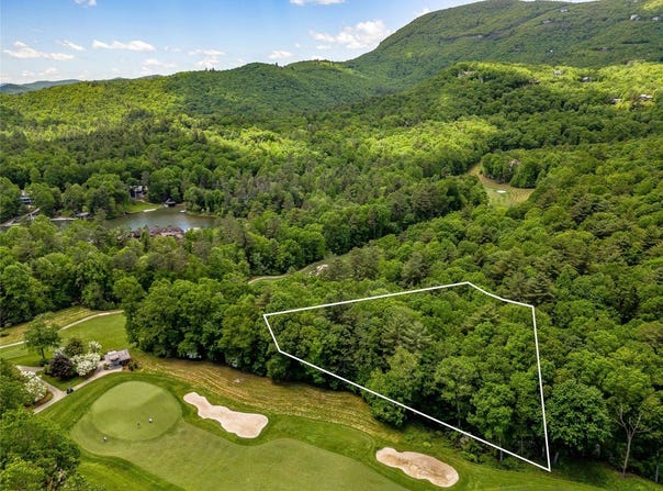 J 33 Cherokee Point, Lake Toxaway, NC 28747