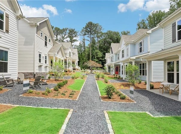 3827 Cottage Circle, Clarkston, GA 30021