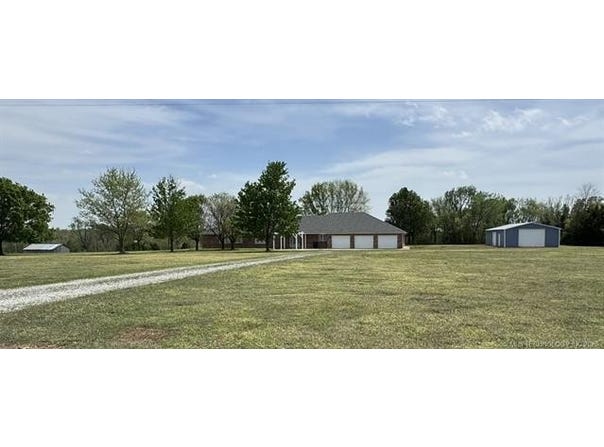 402325 W 2100 Road, Bartlesville, OK 74006