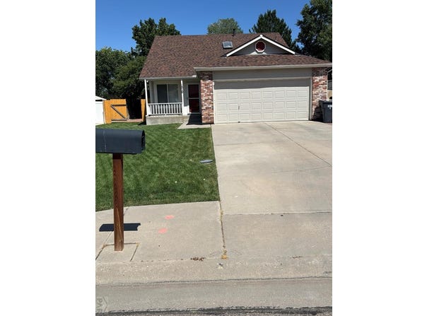 1510 Kingsroyal Blvd, Pueblo, CO 81005