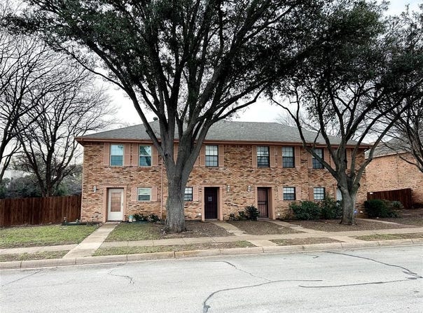 7409 Kingswood Drive, Fort Worth, TX 76133