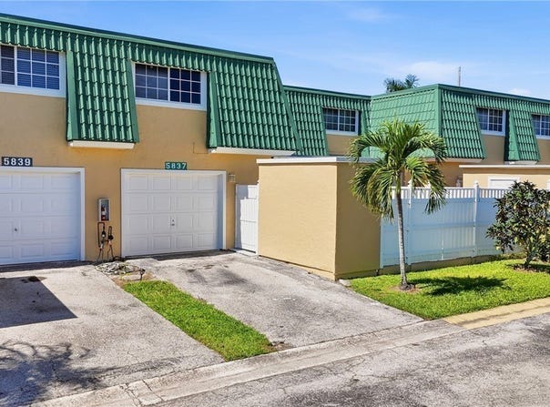 5837 Whiting Court, Fort Myers, FL 33919