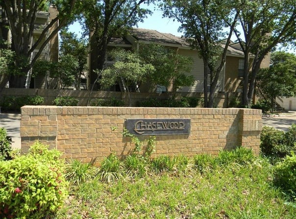 1903 Chasewood Circle, Arlington, TX 76011
