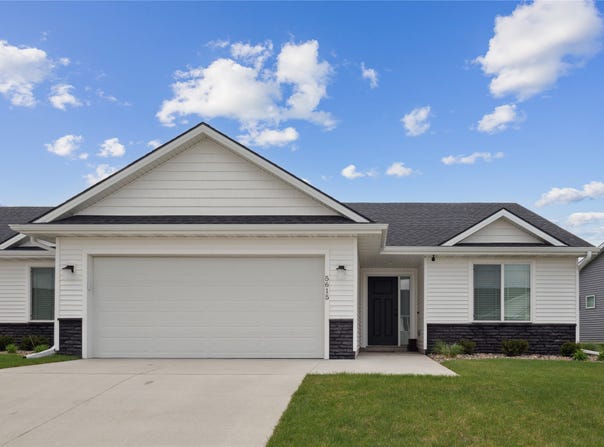 5615 NE Creek Ridge Drive, Ankeny, IA 50021
