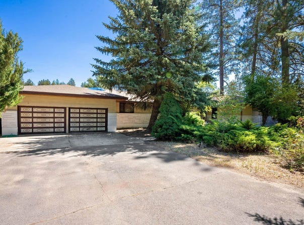 2406 E Colbert Rd, Colbert, WA 99005