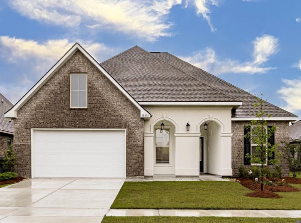 38434 Parliament Dr, Prairieville, LA 70769