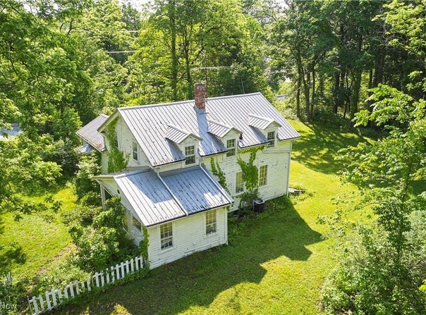 3068 State Road, Cuyahoga Falls, OH 44223