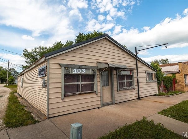 103 E Third Street, Belle, MO 65013