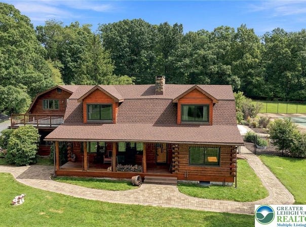 435 Sunset Drive, Upper Mt Bethel Twp, PA 18013