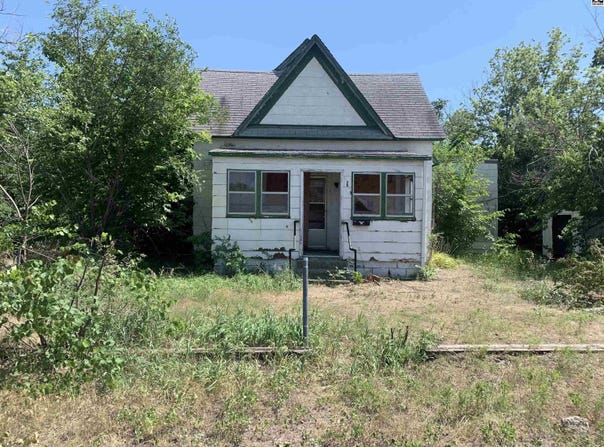 813 E Avenue C, Hutchinson, KS 67501