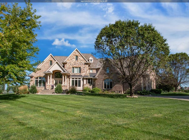 715 Monterey Trail, Dakota Dunes, SD 57049