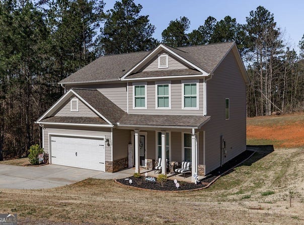 135 Woodpecker Pte, Danielsville, GA 30633