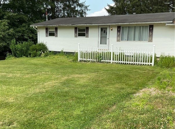2115 Creedmoor Drive, Zanesville, OH 43701