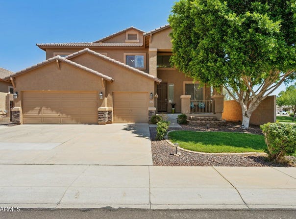 13724 W Luke Avenue, Litchfield Park, AZ 85340