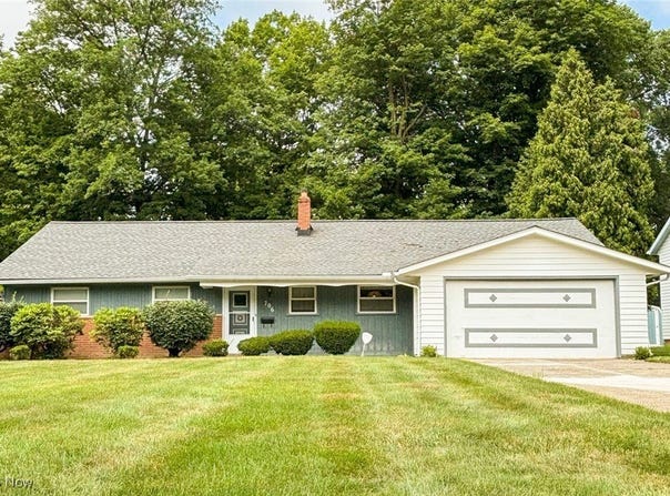 706 Edgewood Road, Richmond Heights, OH 44143