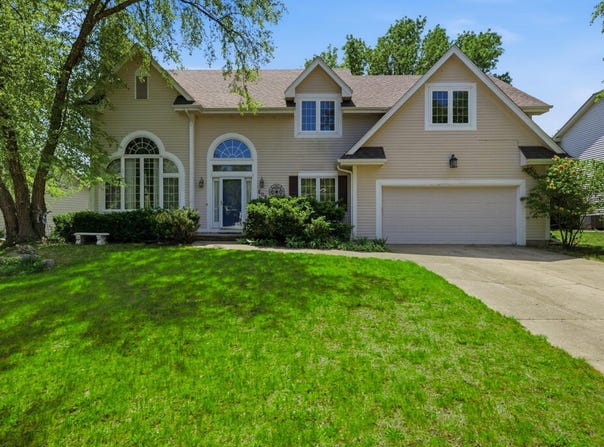 6089 Brandywine Drive, Johnston, IA 50131