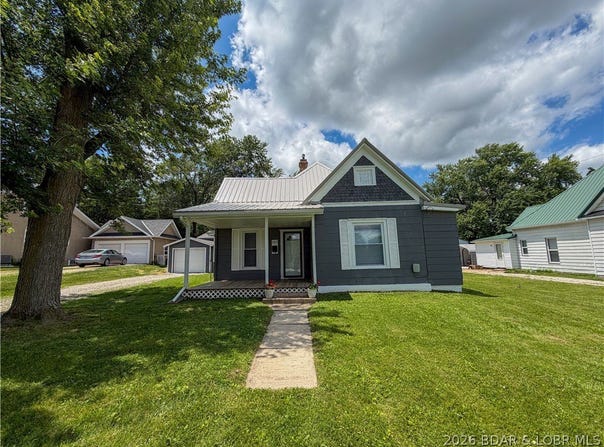 307 S Maple, Versailles, MO 65084