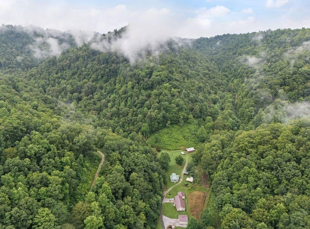0 Hall Branch Road, Topmost, KY 41862